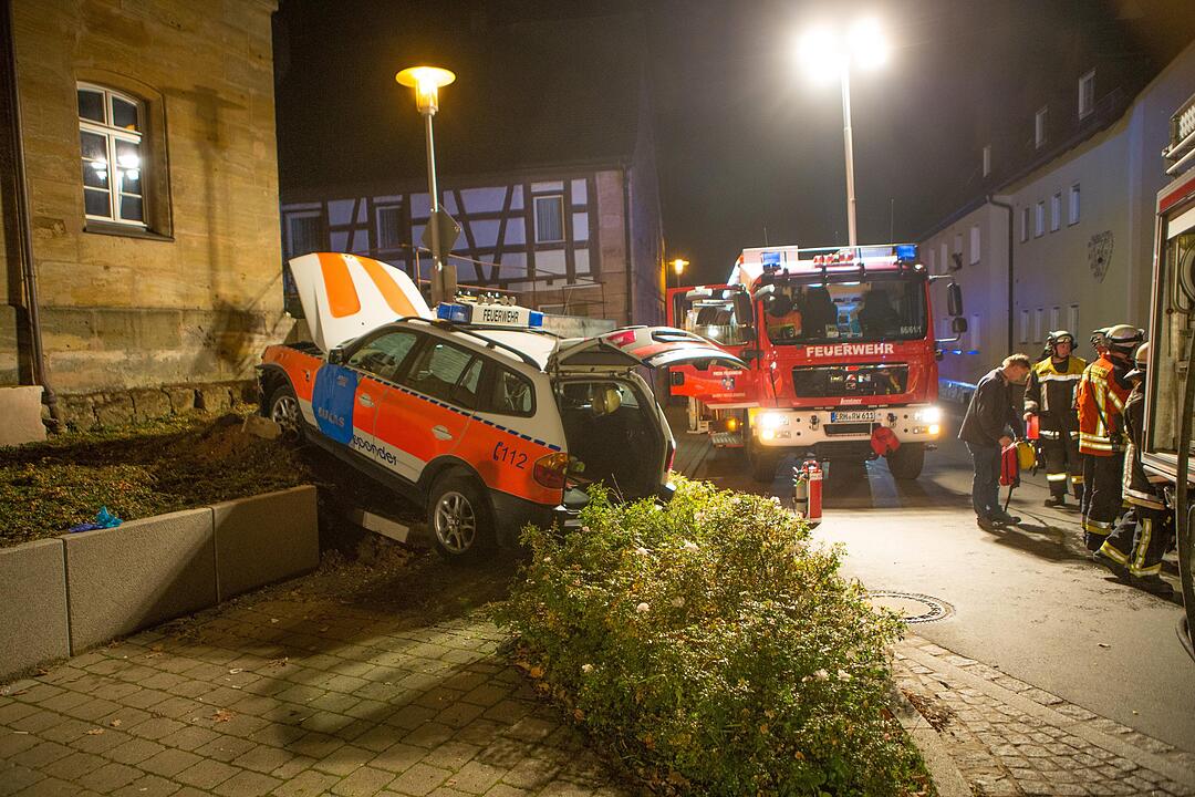First Responder Fahrzeug verunfallt