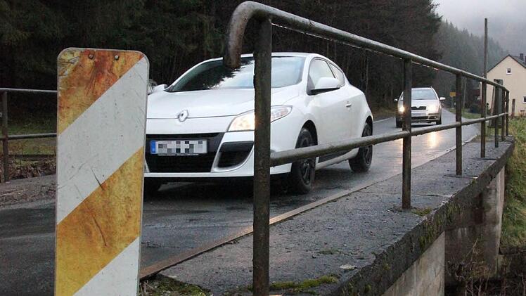 Zwei Brücken über die Grümpel müssen noch in diesem Jahr ausgebessert werden. Foto: Friedwald Schedel
