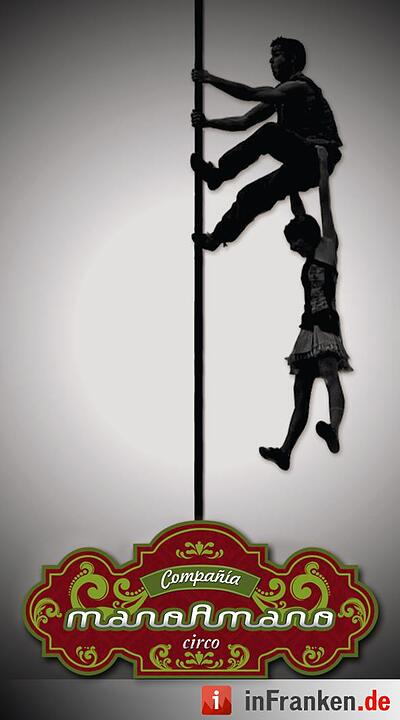 manoAmano aus Argentinien machen Akrobatik am chinesischen Pfahl.