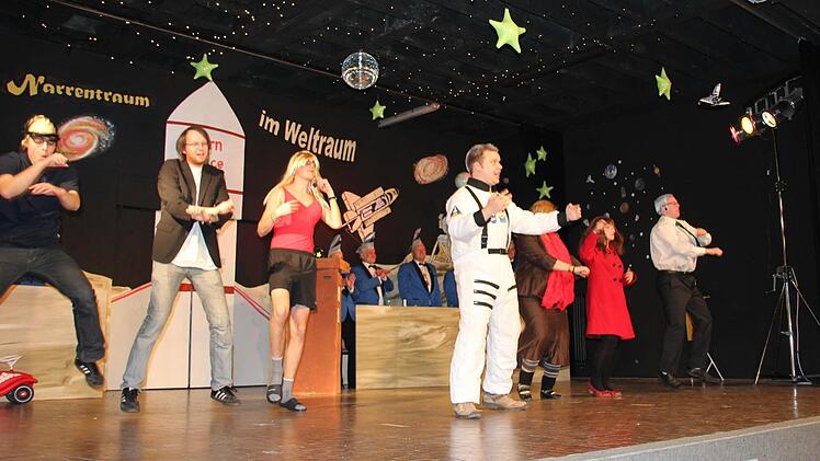 Die Gipfel- und Himmelsstürmer mit einem Modetanz.