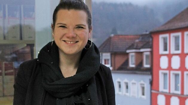 Diese Aussicht hat nicht jede: Von ihrem Büro  überblickt Julia Spahn den Marktplatz. Ulrike Müller