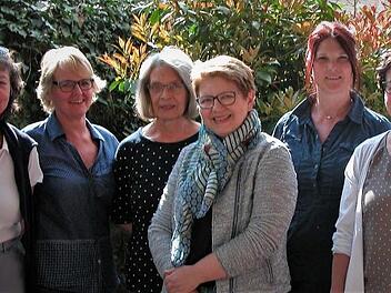 Das engagierte Vorstandsteam des Ortsrings Bad Kissingen des Deutschen Frauenrings wurde wiedergew&auml;hlt (von links): Karin Reinshagen, Vorsitzende Birgit Fischer, Luise Grom, Barbara Thiele, Schriftf&uuml;hrerin Silvia Zoll und Schatzmeisterin Hanne St&auml;rker. Margarete Ziegler