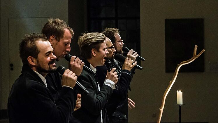 Das Vokalquintett "Viva Voce" beeindruckte das Publikum beim Gastspiel in St. Moriz.Foto: Jochen Berger