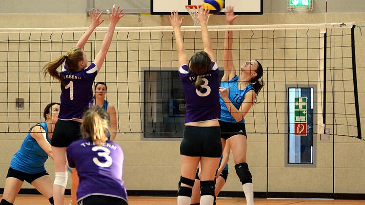 Bei der DJK Eggolsheim wird unter anderem auch Volleyball gespielt ...Fotos: privat, sportpress, herzopress