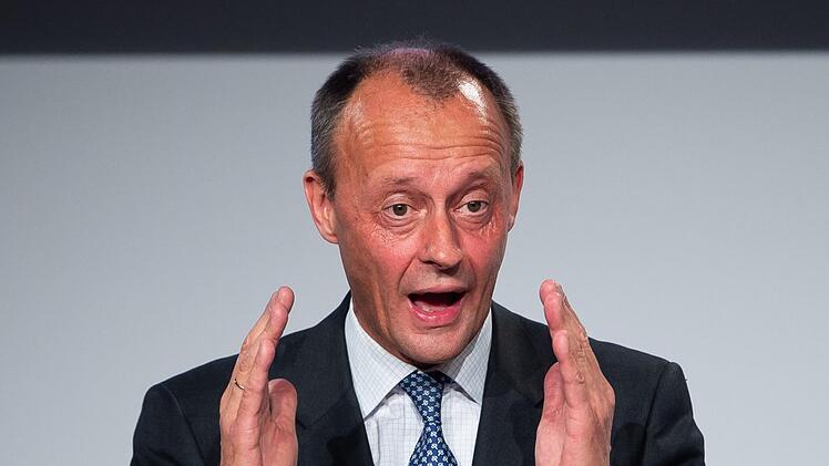 Friedrich Merz erntet Kritik von der SPD. Thomas Kutschaty hat den Kandidaten f&uuml;r den CDU-Vorsitz dazu aufgefordert, einem  Obdachlosen wegen eines Vorfalls im Jahr 2004 Finderlohn zu zahlen.   Foto: Silas Stein/dpa