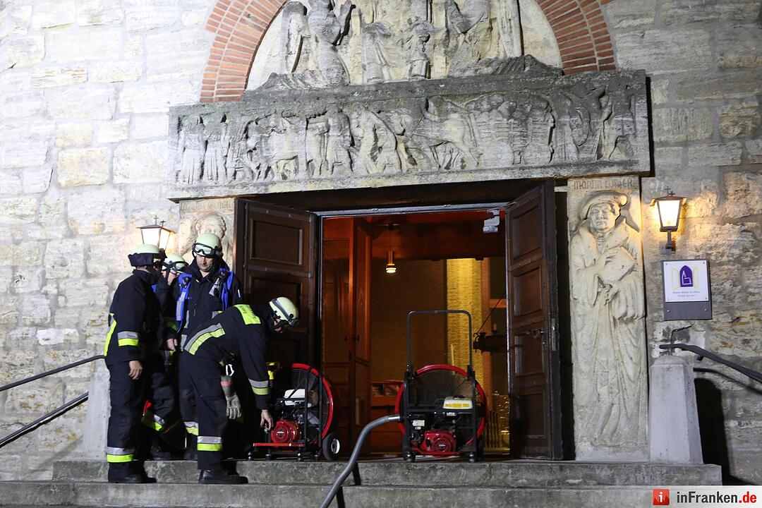 Nürnberg: Feuer in Gedächtniskirche löst Einsatz aus