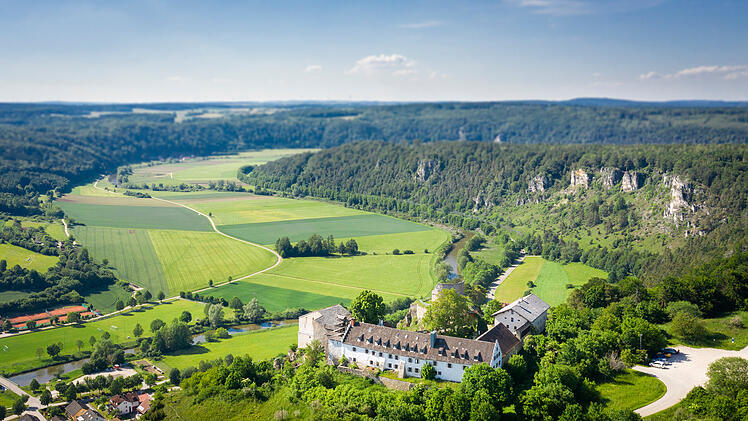 So schön ist der Naturpark Altmühltal: Schloss Arnsberg von oben