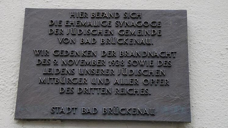 Gedenktafel an der ehemaligen Synagoge Bad Brückenau  Foto: Ulrike Müller