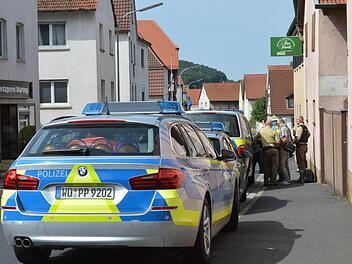 Im August löste ein Überfall auf eine Bäckerei-Filiale in Nüdlingen einen Großeinsatz der Polizei aus. Foto: Isolde Krapf