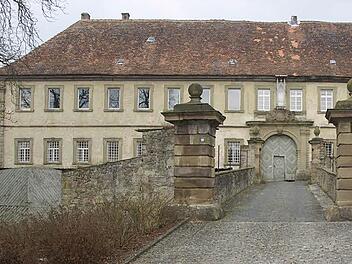 Die Ebenhäuser sind in Sorge, weil das historische Schloss, das den Ort prägt, schon seit längerem nicht mehr bewohnt ist. Foto: Stefan Geiger