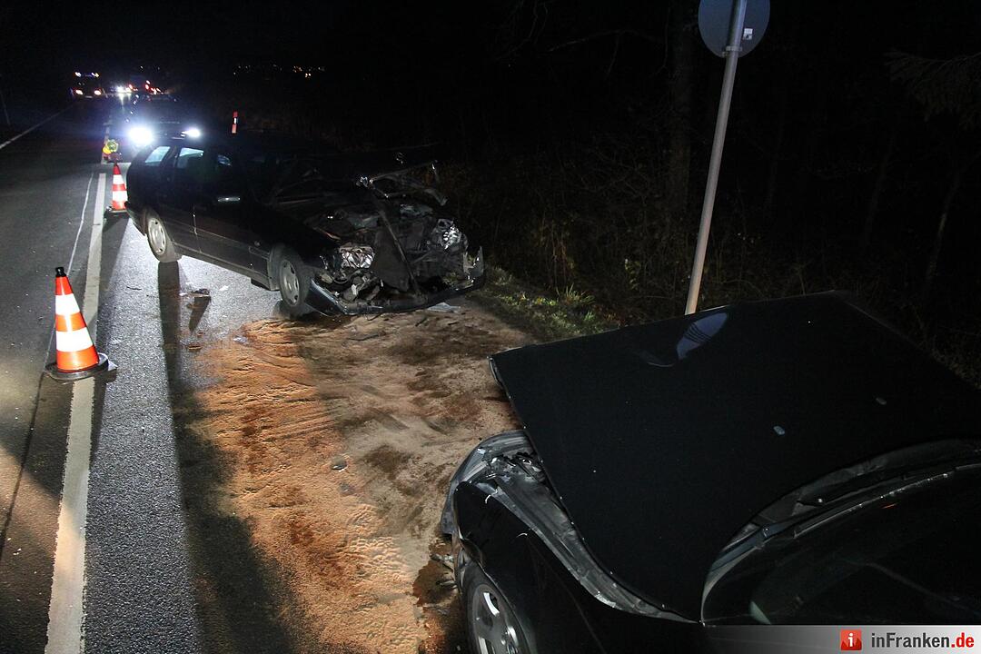 Zwei Verletzte nach Frontalzusammenstoß