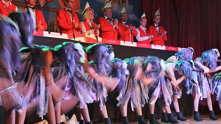 Prunksitzung der "Öwerdöllwer Fosenochts-Gemeinschaft". Foto: Gerd Schaar