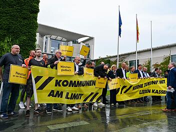 Kommunen demonstrieren f&uuml;r mehr Unterst&uuml;tzung