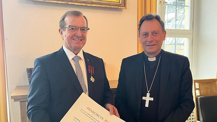 Kulmbach: Papst w&uuml;rdigt Kulmbacher Caritas-Vorsitzenden - "Caritas ist Ihr Herzensanliegen"