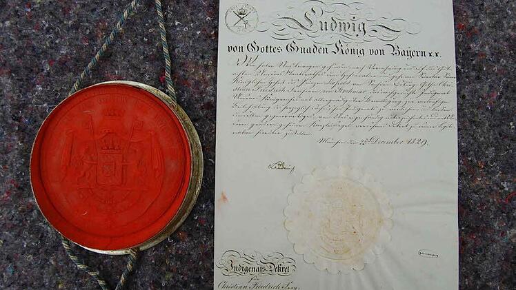 Von Gottes Gnaden: Der Adelsbrief von König Ludwig 1830 unterzeichnet.
