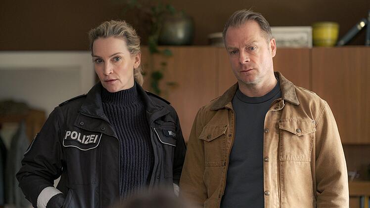 Hannah Wagner (Jana Klinge) und Hauke Jacobs (Hinnerk Sch&ouml;nemann) m&uuml;ssen nicht nur die B&uuml;rger und B&uuml;rgerinnen von Schwanitz evakuieren, sondern auch einen vermeintlichen Mordfall aufkl&auml;ren. Zun&auml;chst gibt es allerdings nicht einmal eine Leiche.