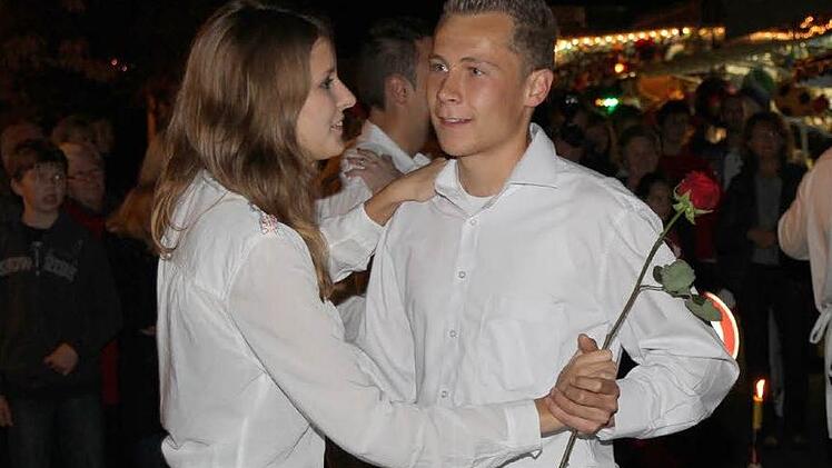 Isabell und Alexander haben den Betzentanz gewonnen.  Foto: Erlwein