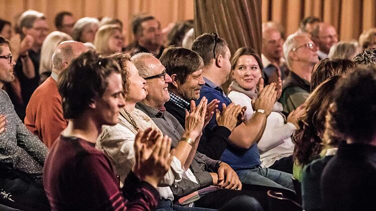 Der finnische Pianist  Iiro Rantala begeisterte als Stargast das Publikum bei der Coburger Jazznacht.Foto: Jochen Berger