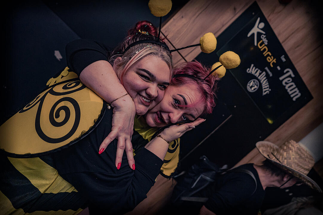 Gemeinsam Fasching feiern bis Montagmorgen!