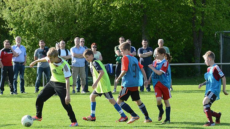 Impressionen von der Info-Veranstaltung am Stützpunkt in Münnerstadt.