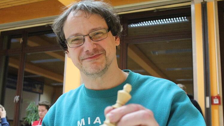 Mit eigenem Stil zum Erfolg? Nach vier Runden auf Platz  1 ist der Coburger in Michelauer Diensten: Kurt-Georg Breithut. Seine Spielweise ist defensiv und abwartend, aber erfolgreich. Foto: Markus Häggberg