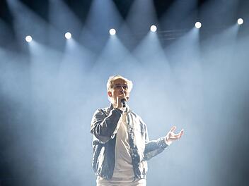 Jan B&ouml;hmermann geht wieder auf Tour durch Deutschland