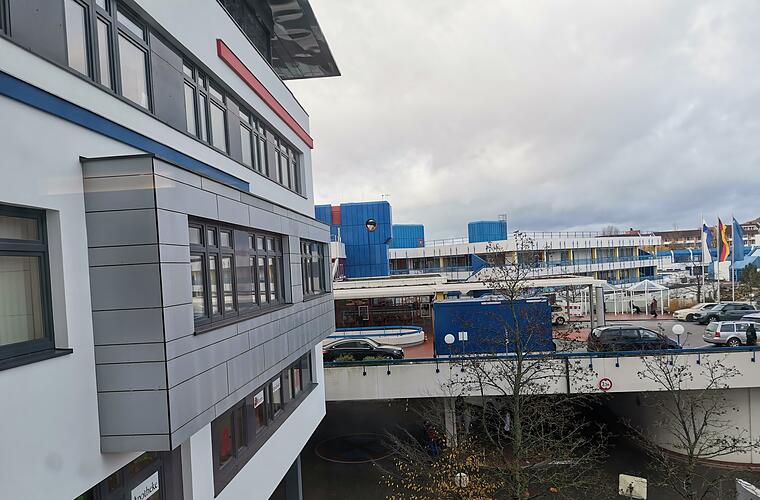 Bamberg: FFP2-Maske und negativer Test - Kliniken halten an Besuchsregelungen fest