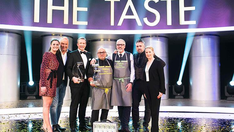 Endlich geschafft! Das Siegerteam Herrmann und Zing in der Sat1-Show "The Taste"