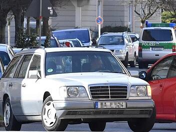 Kein leichtes Unterfangen: die Vereinbarkeit von Lebensqualität und Mobilität in der Stadt. Bamberg kann ein Lied davon singen. Foto: Ronald Rinklef