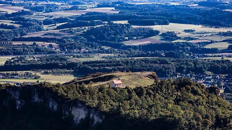 Durch den Herbst wandern.Foto: Matthias Hoch