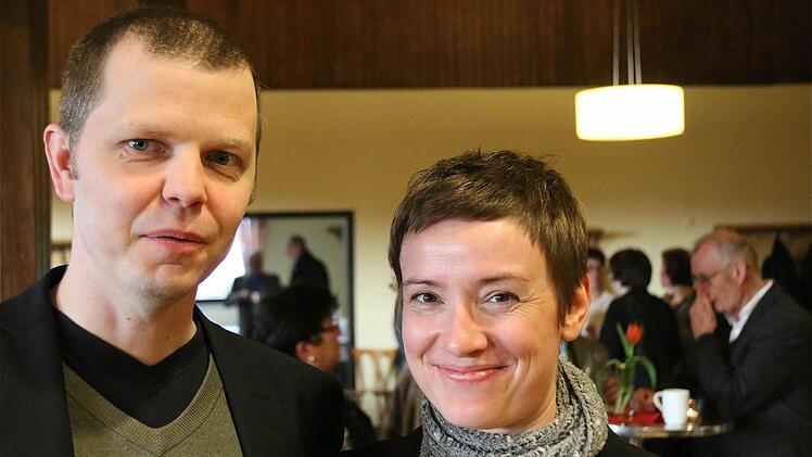 Die neue evangelische Pfarrerin Dr. Katharina Eberlein-Braun mit Pfarrer Thomas Braun. Foto: Gerd Schaar