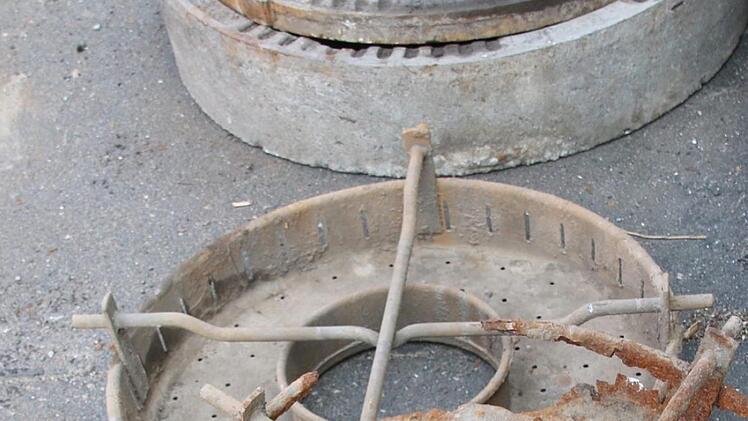 Eindrücke von der Baustelle in der Nüdlinger Ortsdurchfahrt. Foto: Ralf Ruppert