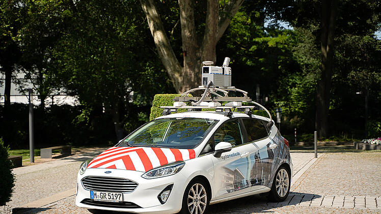 Foto eines CycloMedia Fahrzeugs