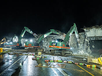 Brückenabriss in Bamberg: Instabiles Bauwerk binnen einer Nacht zerlegt