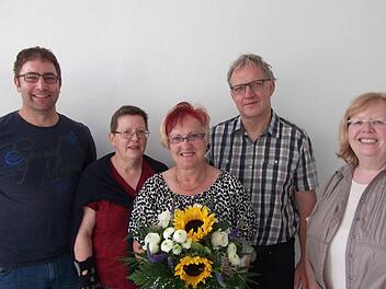 Von Links: Daniel Schäfner, Elvira Keller und Ursula Grom, Bruno Straub-Meißner, Christine Unsleber Foto: Caritas