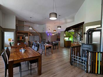 Die Kombination aus gastronomischem Angebot und Freizeitm&ouml;glichkeiten macht das Familiencaf&eacute; Heddies zum Favoriten unserer Leser.