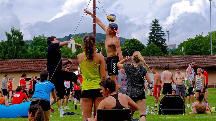 Das Volleyballturnier des TV/DJK Hammelburg. Foto: Gerd Schaar