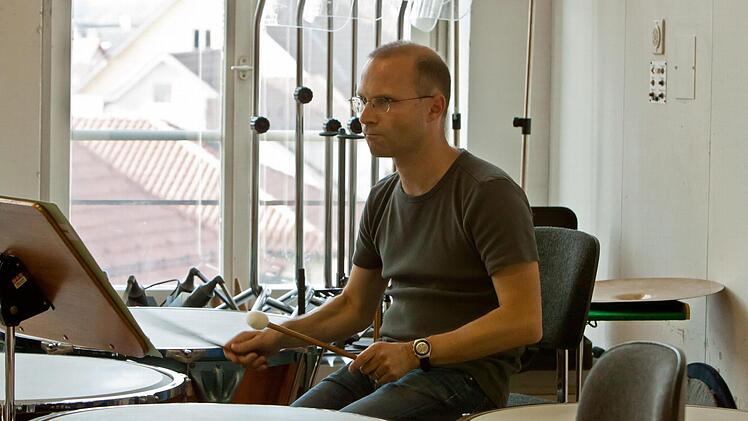 An den Pauken: Norbert RöderFoto: Jochen Berger