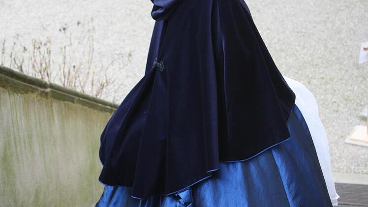 Gräfin Louise von Luxburg alias Beatrice Rose-Ebel.  Foto: Robert Huger