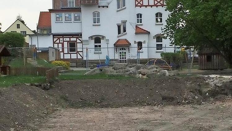Heute klafft eine gro&szlig;e Baugrube.  Foto: Robert Wachter
