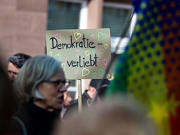 Kundgebung "gegen Rassismus" in Bamberg verlegt - hoher Zulauf erwartet