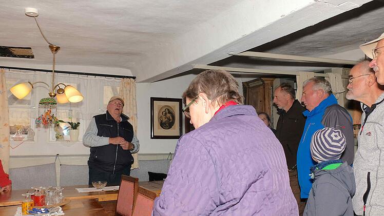 Interessierte Besucher warfen einen Blick ins Schreinersch-Haus.Gerd Schaar