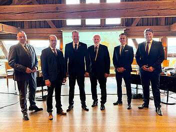 Schweinfurter Bestattermeister als Verbandspräsident bestätigt