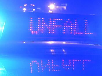 Nachdem sich aufgrund eines Unfalls auf der A3 bei Erlangen ein R&uuml;ckstau gebildet hatte, kam es innerhalb des Staus zu zwei weiteren Unf&auml;llen. Symbolfoto: Ronald Rinklef