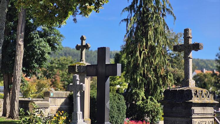 Kronach leuchtet 2027: Friedhof wird zum neuen Lichtweg