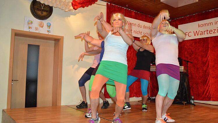 Fasching beim FC Poppenlauer  Foto: Annette Warmuth