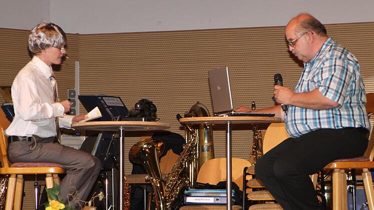 Bei "wer wird Millionär?" Moderator Günther Jauch (Annika Morgenroth) und Kandidat Horst Gehring (rechts).