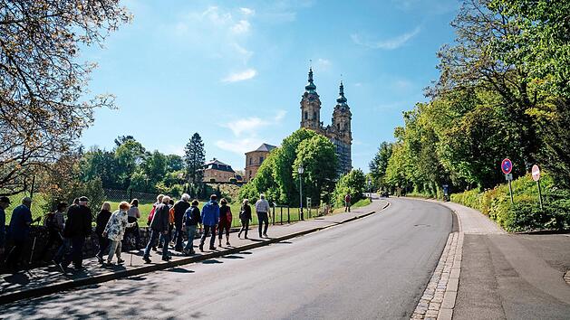 Der Weg f&uuml;hrte an Vierzehnheiligen vorbei zum Aussichtspunkt Hohe Eller.