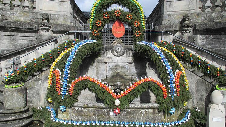 Osterbrunnen in Ebrach Foto: Karl-Heinz Holzberger