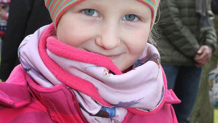 Lina-Marie Bergmann (5): "Der Osterhase war eigentlich schon bei mir, er hat mir einen Schulranzen gebracht." Foto: Sonja Adam